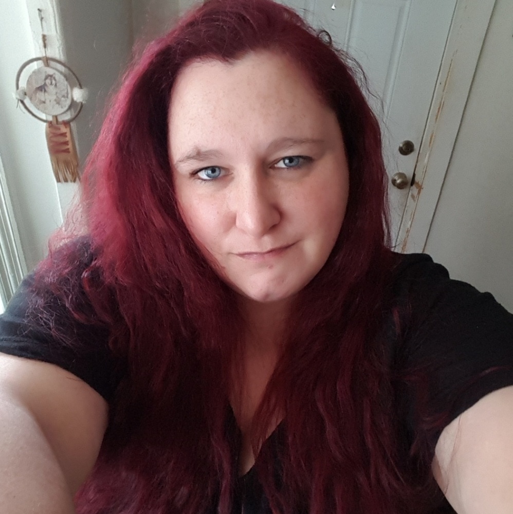 Meet your Posher, Carrieann